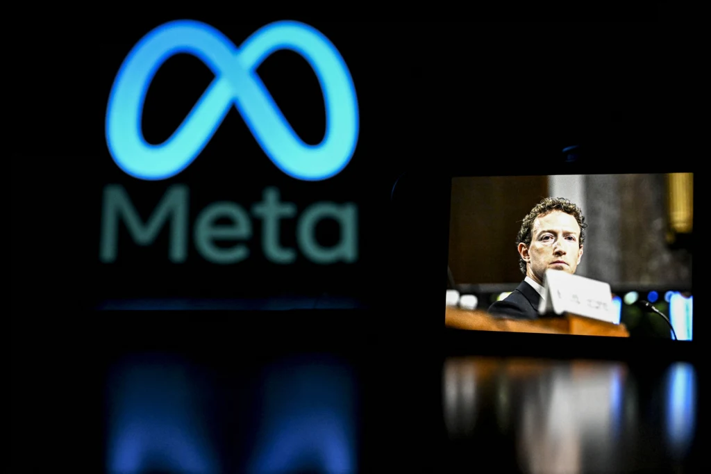 Reuters dotarł do wewnętrznych dokumentów Mety, które pokazują, jak koncern Marka Zuckerberga zarabia na dezinformacji