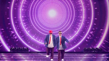 Marta Bijan i Julia Żugaj w "Twoja twarz brzmi znajomo"