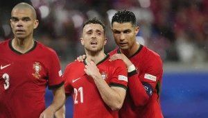 Kibice skrytykowali Ronaldo po pogrzebie przyjaciela. Teraz się tłumaczy