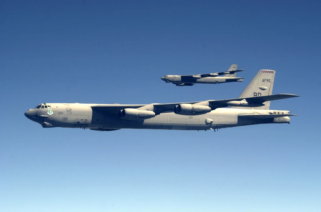 Amerykanie wysłali bombowce B-52 nad Wenezuelę. Samoloty wykonały przelot niedaleko stolicy