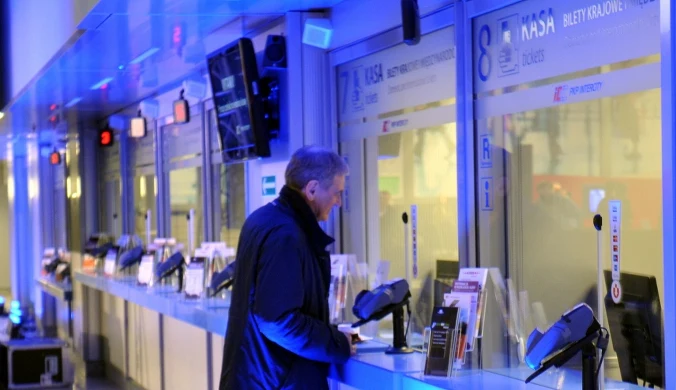 Płacą 20 zł za 18 minut jazdy. "Czerpią zyski kosztem mieszkańców"