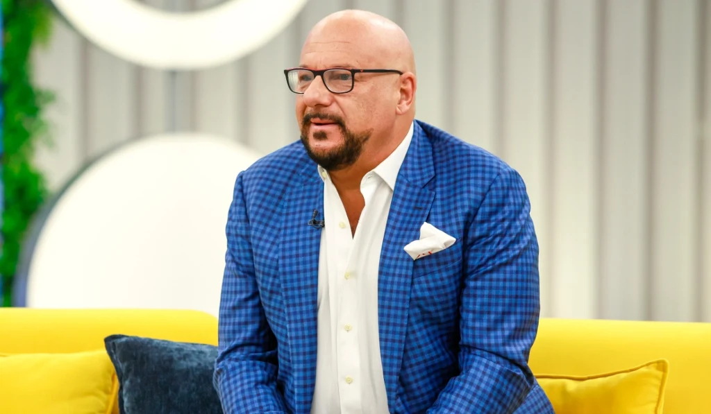 Piotr Gąsowski w "halo tu polsat"