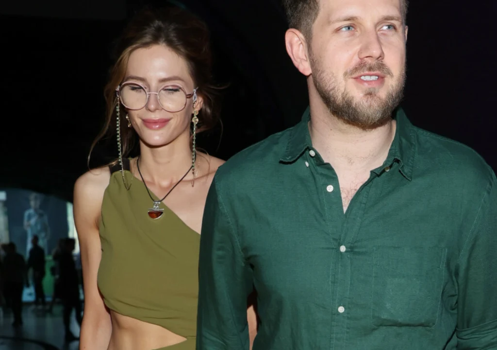 Izabela Banaś, Antoni Królikowski