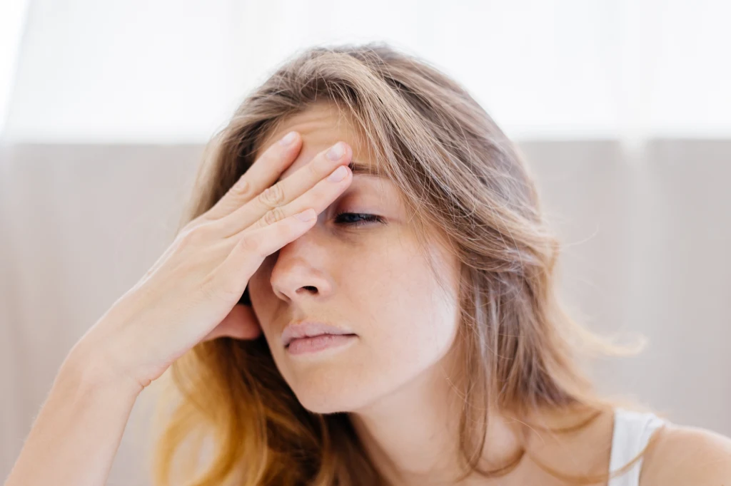 Objaw stresu i spadku odporności widać na powiece. Na jęczmień pomogą domowe sposoby Objaw stresu i spadku odporności widać na powiece. Na jęczmień pomogą domowe sposoby