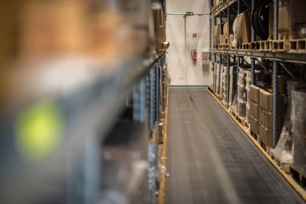 Chińskie jednorazowe e-papierosy masowo trafiają do Polski (zdj. ilustracyjne)