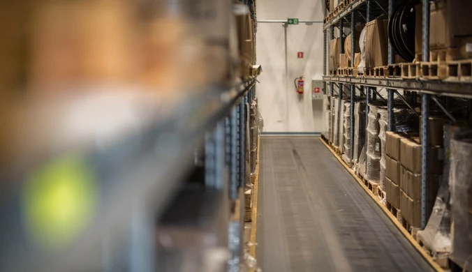 Chińskie jednorazowe e-papierosy masowo trafiają do Polski (zdj. ilustracyjne)