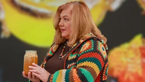 Ile miodu w miodzie? Ekspertka o tym, jak rozpoznać prawdziwy miód 