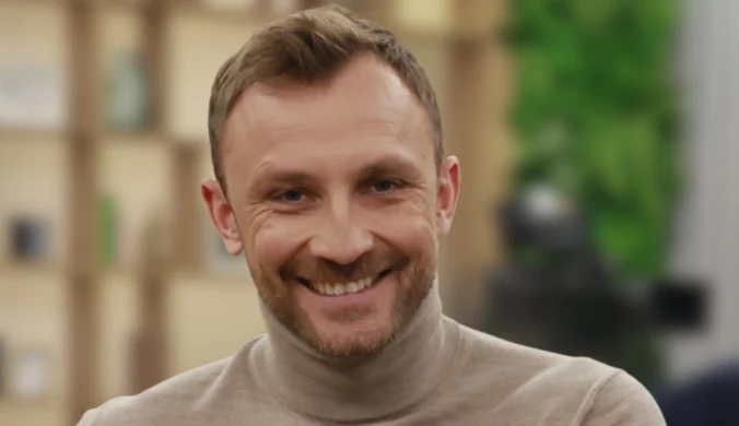 Zagrał główną rolę w "Ślepnąc od świateł", pracował z Charlize Theron. Teraz Kamil Nożyński dołącza do obsady serialu Polsatu