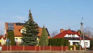 Oszuści mają kolejny sposób na Polaków. Chodzą po domach i robią "kontrole"