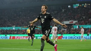 Niespodzianka w Berlinie, Kane na pomoc Bayernowi. Anglik goni Lewandowskiego