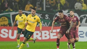 Dwa ciosy w trzy minuty. Rywale nie wiedzieli, co się dzieje. Piast wygrywa