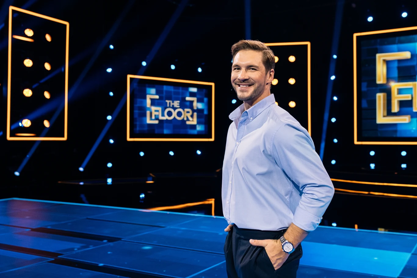 Mikołaj Roznerski w "The Floor"