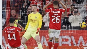 Takiego samobója nikt nie widział. Gol sezonu. Można oglądać bez końca