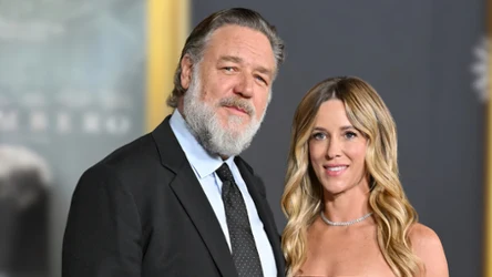 Myśleli, że dzieli ich 30 lat. Russell Crowe po spektakularnej zmianie obok młodszej partnerki wygląda lepiej niż kiedykolwiek