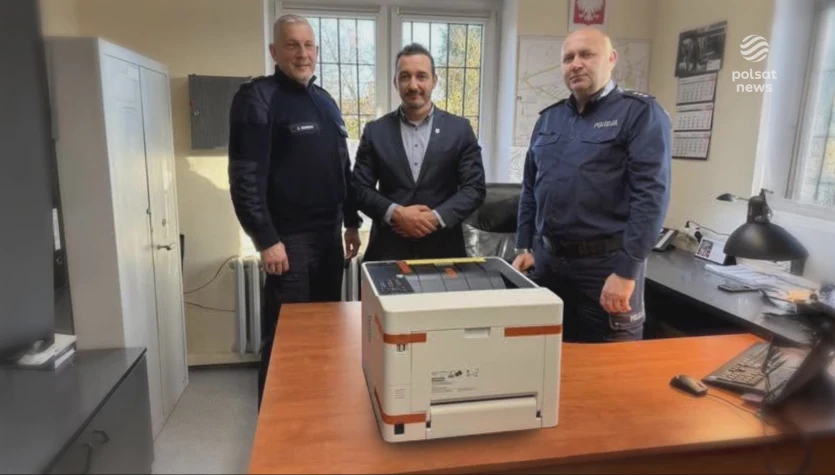 "Wydarzenia": Uroczyste przekazanie... drukarki. Komisariat już skasował post
