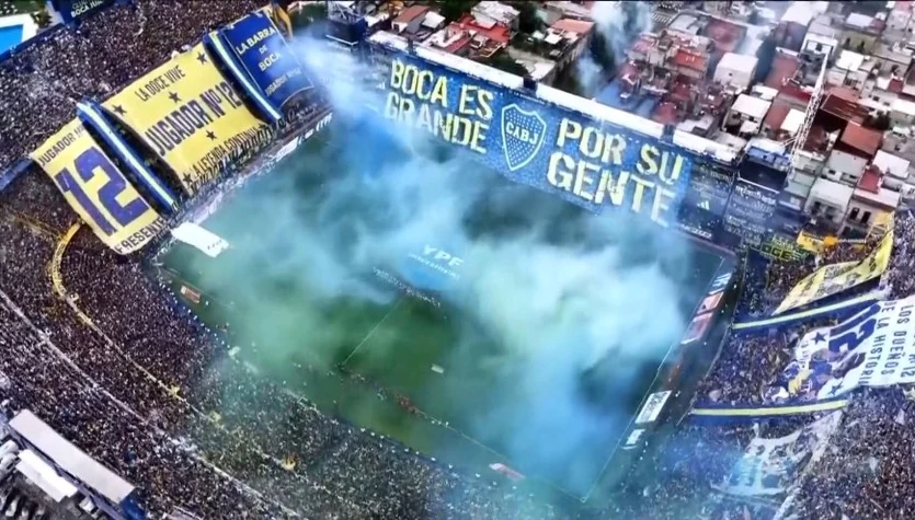 Boca i River znów rozgrzali Buenos Aires! Magiczna atmosfera derbów [SKRÓT MECZU]