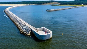 Mało znana atrakcja nad Bałtykiem. Spacer w głąb morza robi wrażenie 