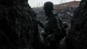 Na front wraca zapomniana choroba. "Efekt wojny dronowej"