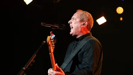 Andy McCluskey (Orchestral Manoeuvres in the Dark) w akcji 