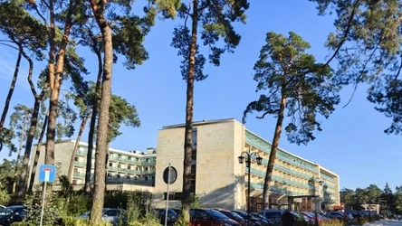 Urokliwe uzdrowisko na Kujawach. Co oferuje kuracjuszom?