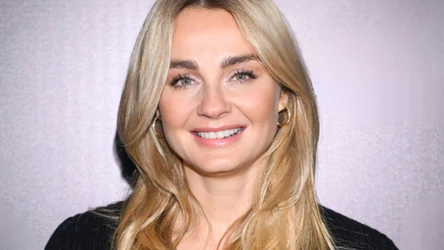 Styl retro wraca do łask! Małgorzata Socha zaskoczyła obłędną stylówką 