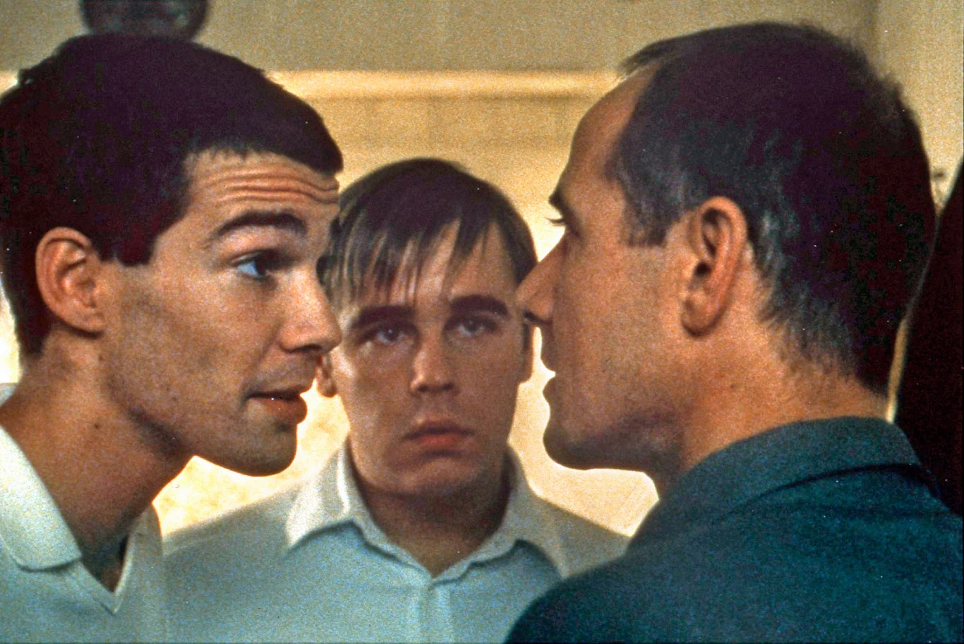 Kadr z filmu "Funny Games" Kadr z filmu "Funny Games"