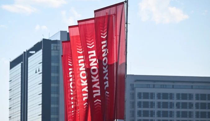 Amerykański fundusz private equity Carlyle rozważa zakup zagranicznych aktywów Łukoilu