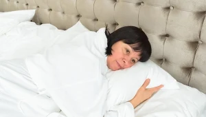 Nie możesz zasnąć? Zobacz, czego lepiej nie jeść po godzinie 19