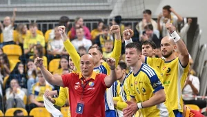 Gigant był na kolanach w Hali Legionów. Cztery sekundy wstrząsnęły Kielcami