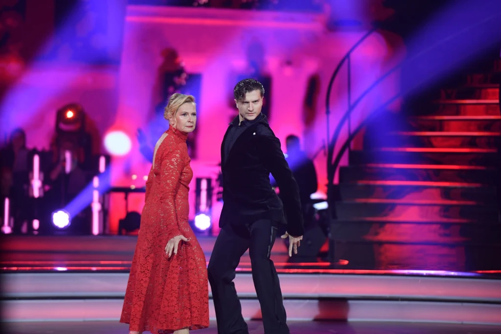 To ich misja! Gwiazdy 60+ walczą o siebie w „Tańcu z Gwiazdami” To ich misja! Gwiazdy 60+ walczą o siebie w „Tańcu z Gwiazdami”