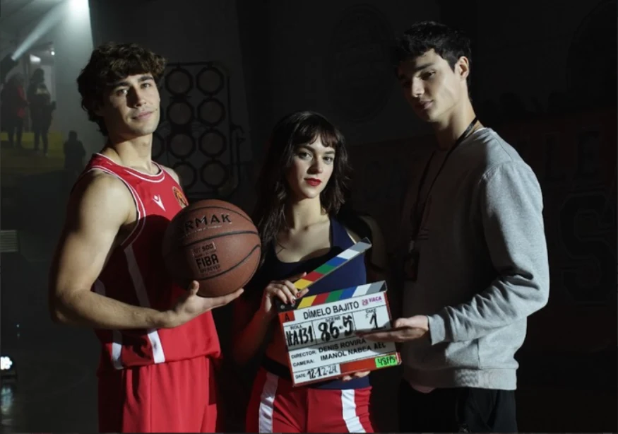 Diego Vidales, Alicia Falcó, Fernando Lindez - gwiazdy filmu "Powiedz mi po cichu"