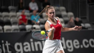 Polki musiały sobie radzić bez Świątek. Mistrzyni US Open ograna w debiucie