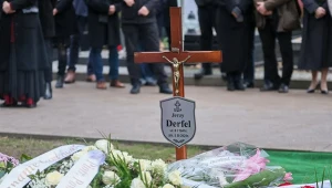 Pogrzeb Jerzego Derfla. Gdzie ostatecznie pochowano słynnego kompozytora?