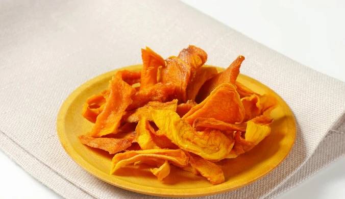 Dlaczego warto jeść suszone mango? Egzotyczny przysmak dodaje energii
