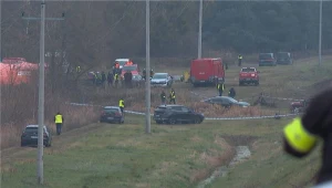 Uszkodzony fragment torów. Maszynista wezwał służby, pociąg zatrzymany