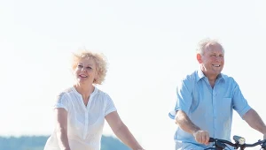 Efektywniejsza niż spacer, bezpieczna dla stawów. Oto aktywność "idealna"