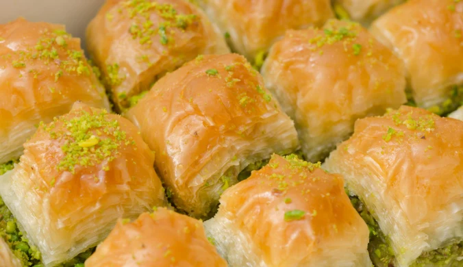 ​Baklava – wielowarstwowa tak dosłownie, jak i w przenośni. Krótka historia słynnego deseru