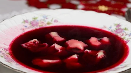 Dodaj do barszczu. Uzyskasz głęboki czerwony kolor i niepowtarzalny smak. 