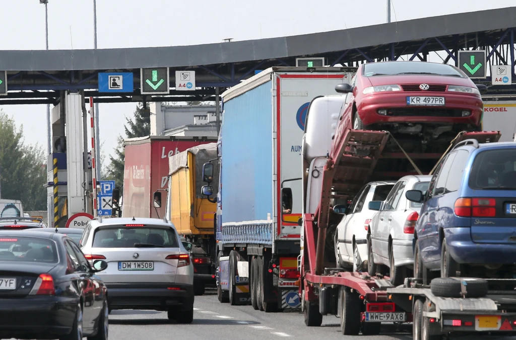 Nowe opłaty drogowe 2026. Podwyżki nawet o 40 proc. 