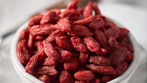 Suszony berberys ma liczne właściwości prozdrowotne, np. wspiera układ krążenia