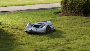 Pierwszą rzeczą, którą można zauważyć w modelu Sunseeker Elite X7, jest jego inteligencja w poruszaniu się po otoczeniu