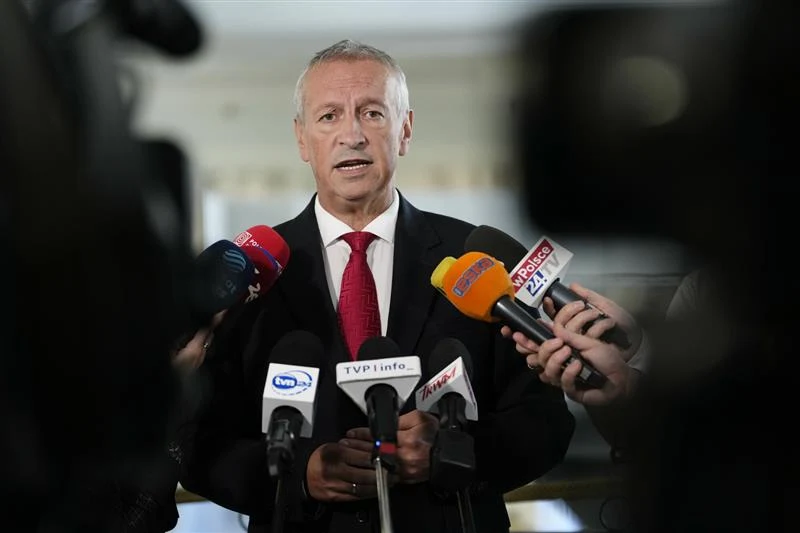 Jacek Dobrzyński zapewnił, że polskie służby są na tropie sprawców aktów dywersji Jacek Dobrzyński zapewnił, że polskie służby są na tropie sprawców aktów dywersji