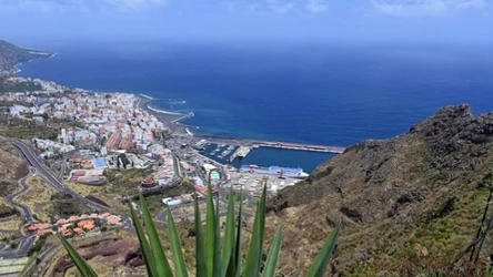 Santa Cruz de La Palma to miasto, które warto odwiedzić. Nie jest przesadnie zatłoczone, a piękne. 