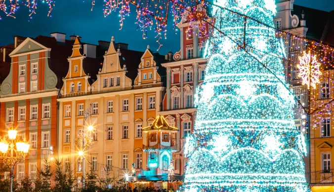 Wiele osób czeka na otwarcie świątecznych jarmarków. Co w tym roku czeka na odwiedzających?