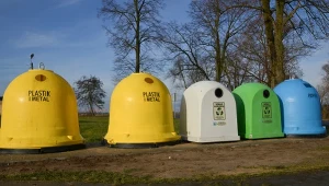 Nowy kolor pojemników na śmieci. Wiadomo, co do nich wrzucać