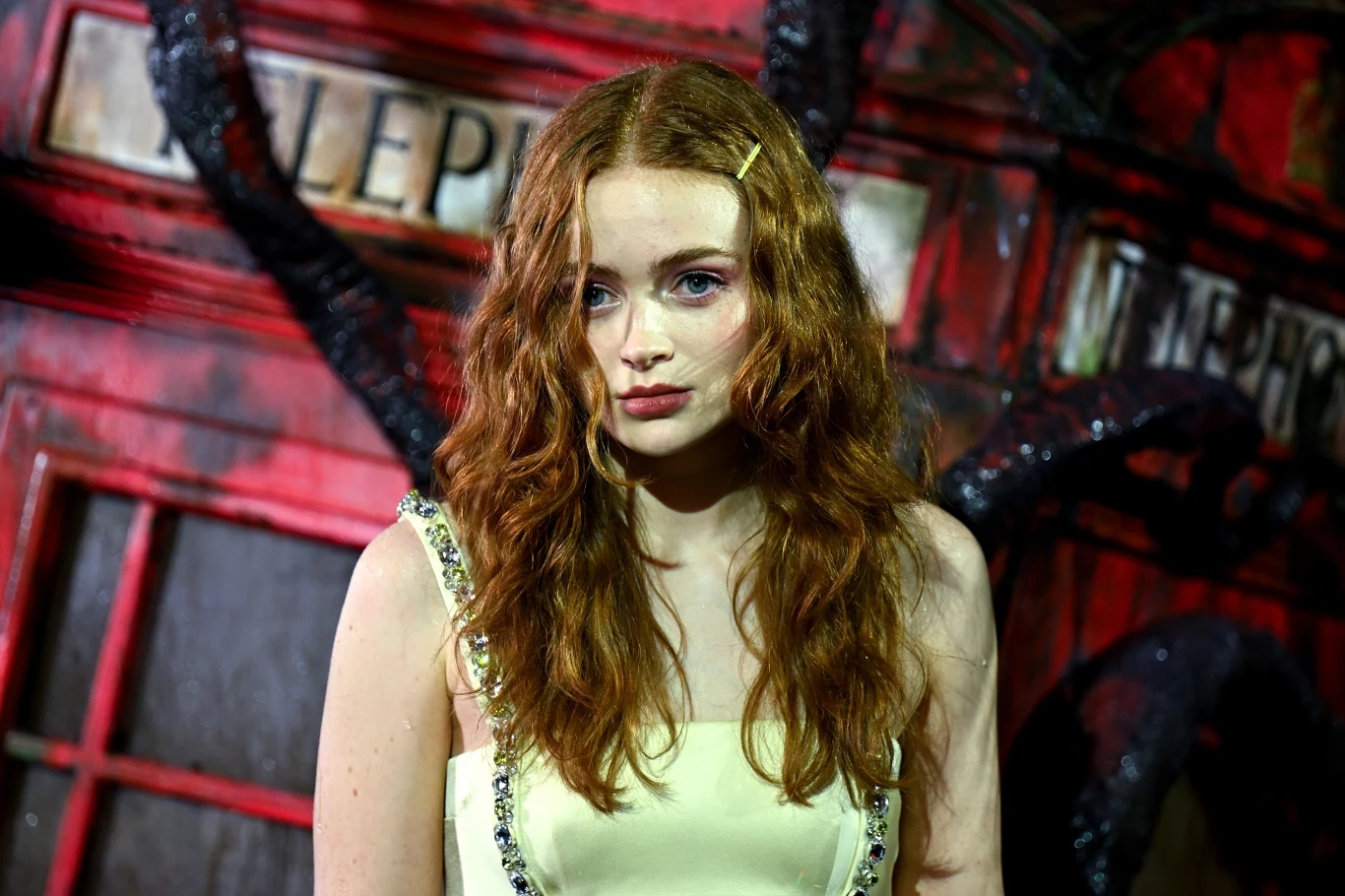 Sadie Sink na premierze piątego sezonu "Stranger Things" w listopadzie 2025 roku Sadie Sink na premierze piątego sezonu "Stranger Things" w listopadzie 2025 roku