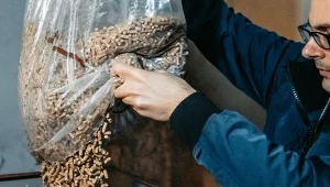 Ile pelletu trzeb kupić zamiast tony węgla?