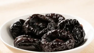 Suszone śliwki zjadane na noc zapewnią zdrowy i spokojny sen