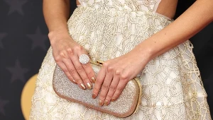 Jaki manicure na święta? Oto 5 trendów, które podbijają salony kosmetyczne