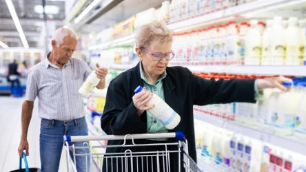 Jakie dokumenty uprawiają seniorów do zniżek? Gdzie zapłacą mniej? 